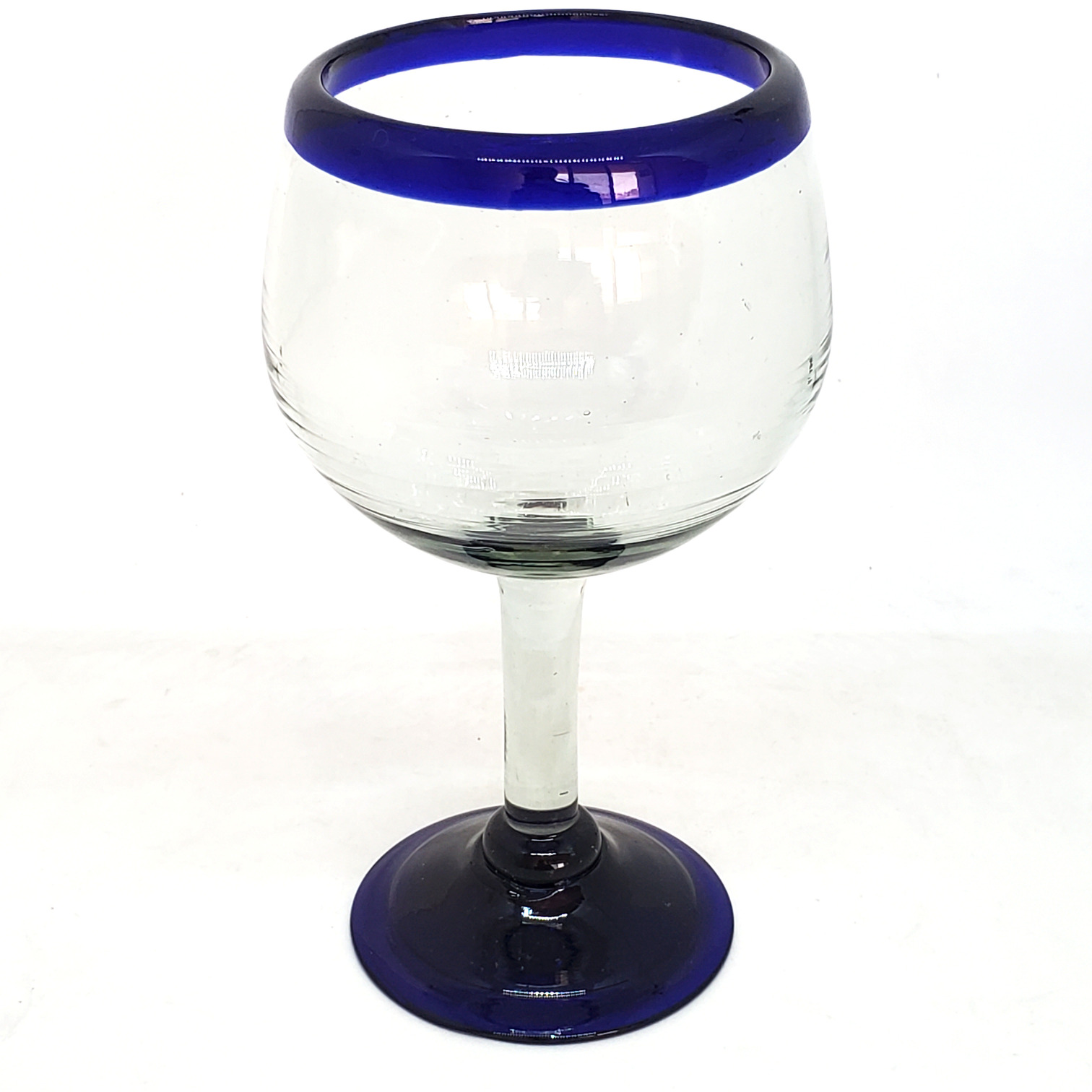 copas tipo globo con borde azul cobalto, 15 oz, Vidrio Reciclado, Libre de Plomo y Toxinas